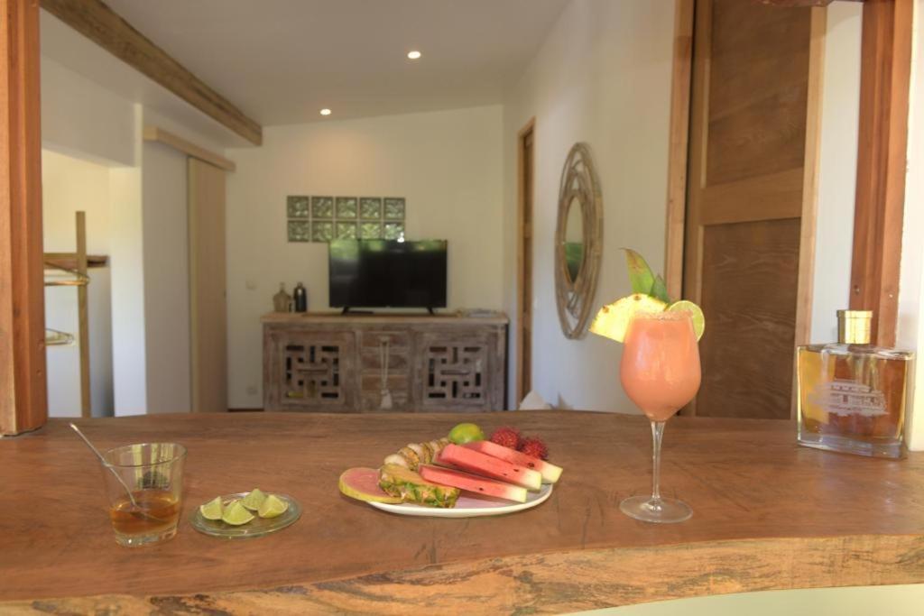 Apartament Cocotier, Elegant T3 Avec Jardin Tropical Sainte-Anne Zewnętrze zdjęcie